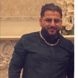 Meet your Posher, Don